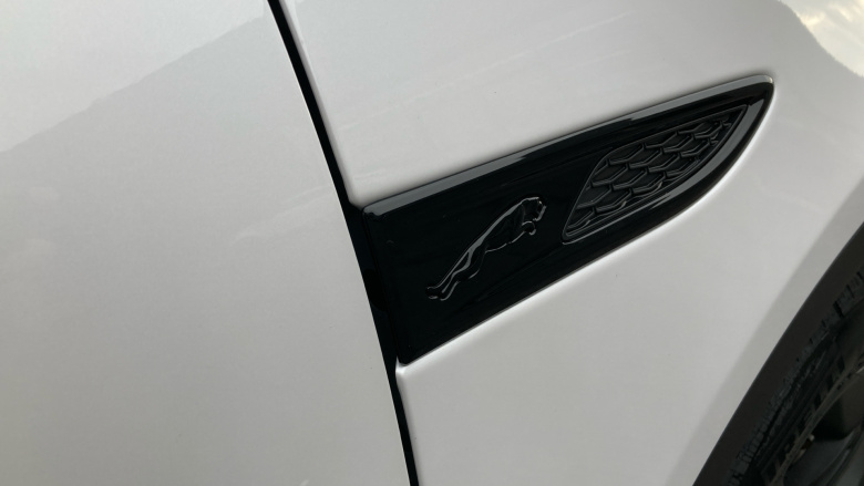 Jaguar E-Pace 1.5 P300e R-Dynamic Black 5dr Auto Estate